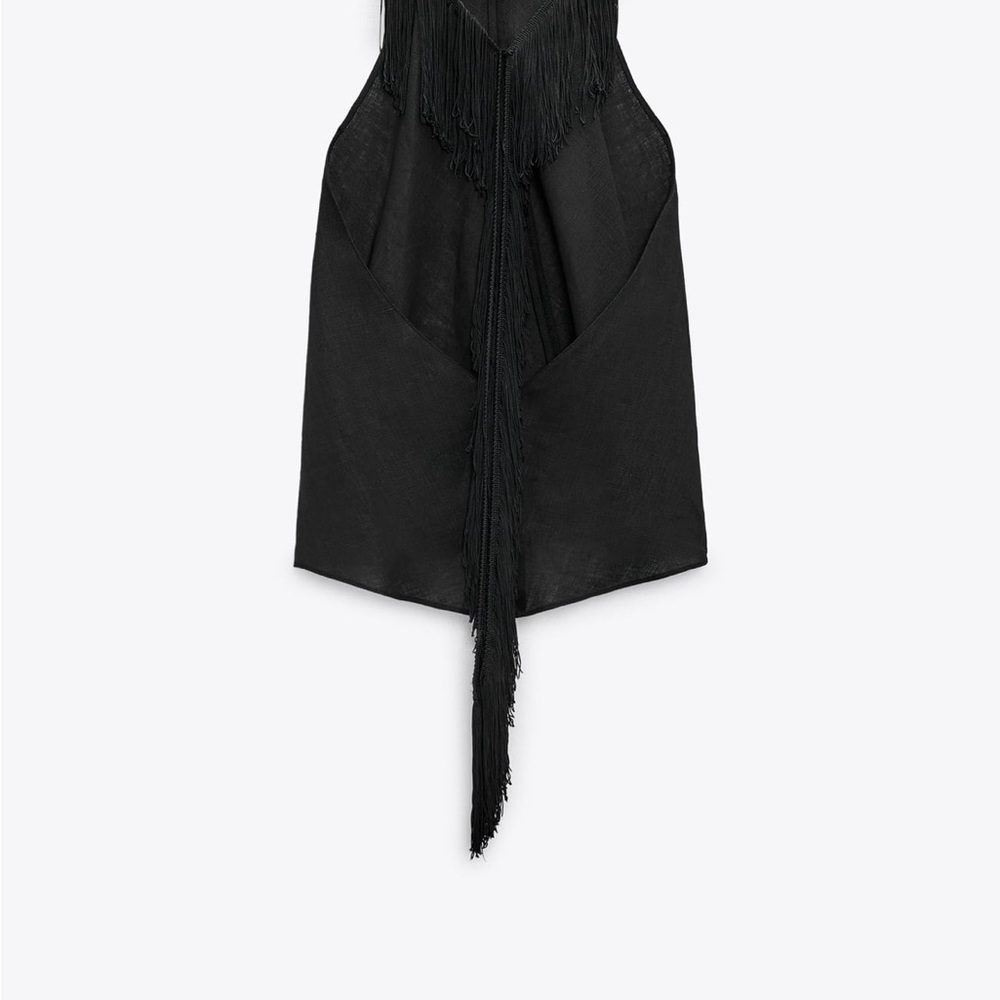 Zara Black LINEN FRINGE HALTER TOP
NWT Size Medium - Picture 6 of 8